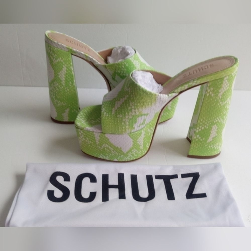Schutz Leather Sandal Snakeskin Darah Platform Women's Block Heels Party Green